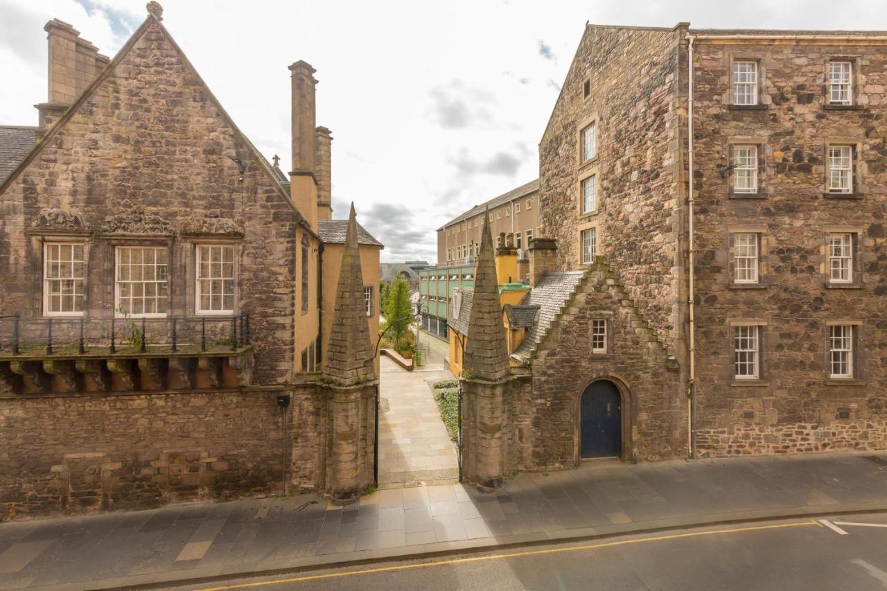 Guestready - Elegant 2Br Period Flat In Oldtown Lejlighed Edinburgh Eksteriør billede